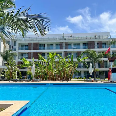 Courtyard By Holidaykeys Apartamento
